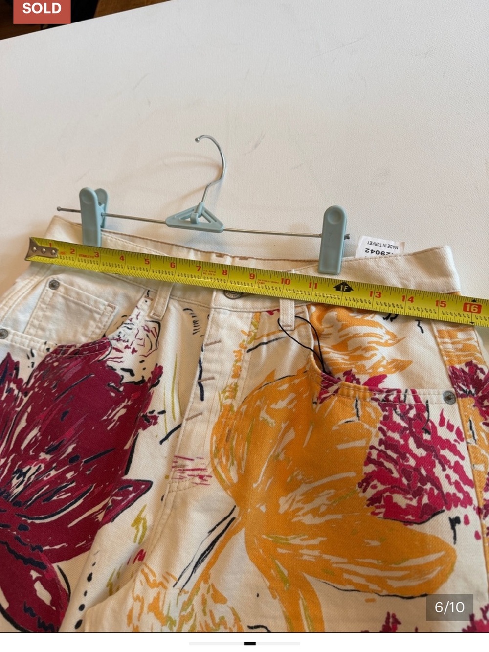 Free People tulip barrel jeans. - Picture 6 of 10